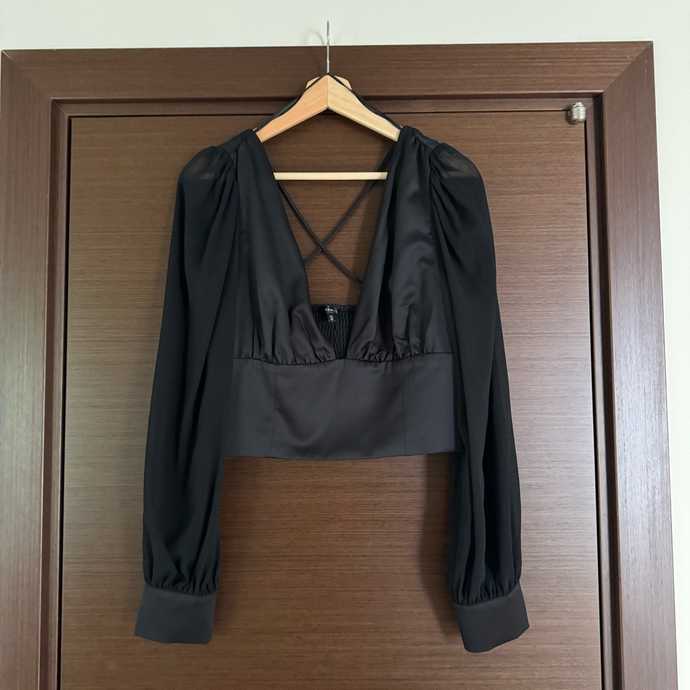Dynamite Black Long Sleeve Backless Crop Blouse